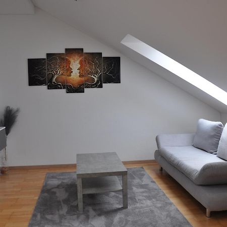Ferienwohnung "Julka" Kostenloses W-Lan Giebelstadt Exterior foto